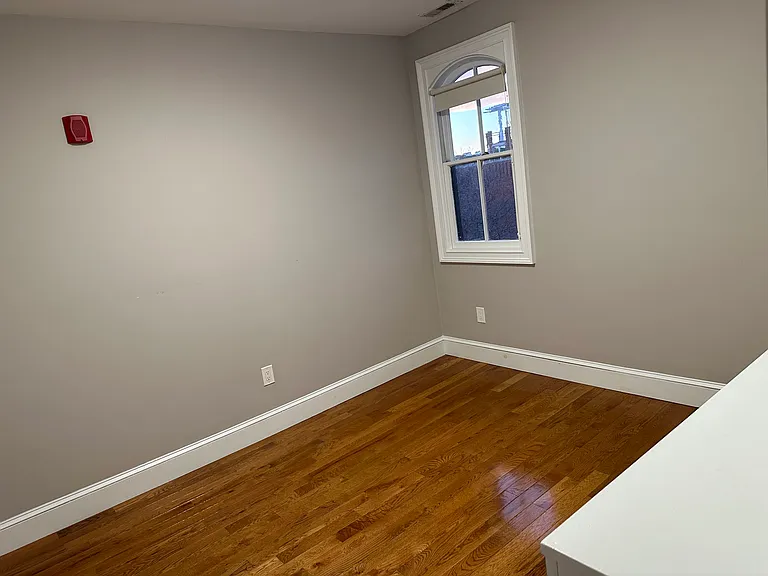 200 Hope St #3 — Photo 11