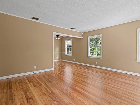 2nd image of 1429 Forest Dale Dr