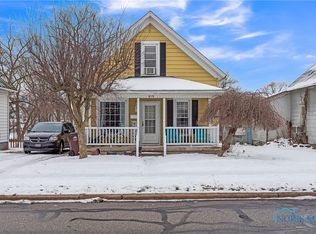 619 Riverside Ave, Defiance, OH 43512