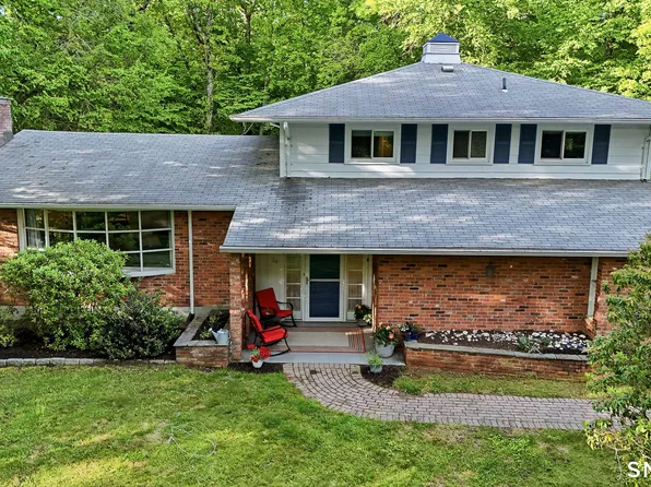 24 Jericho Drive, Old Lyme, CT 06371