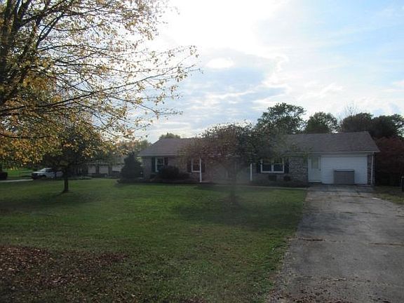 2nd image of 41 Pheasant Dr