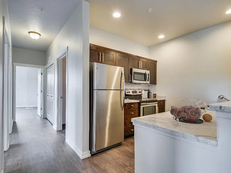 Eagle River Apartments — Photo 33