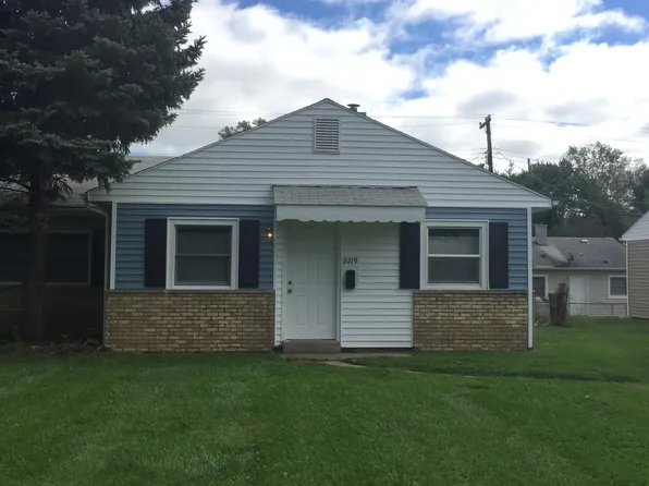 2219 N Kenyon St, Indianapolis, IN 46219