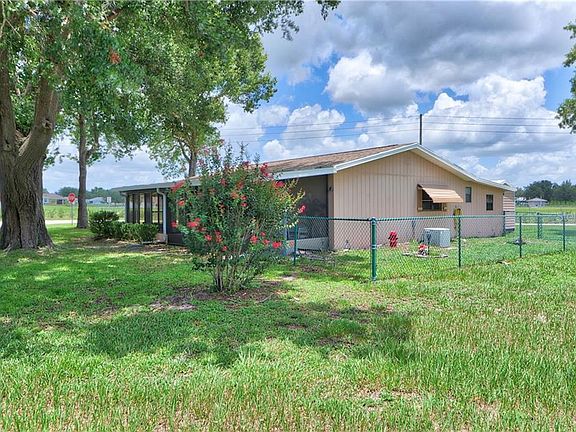 5th image of 9740 SW 100th St