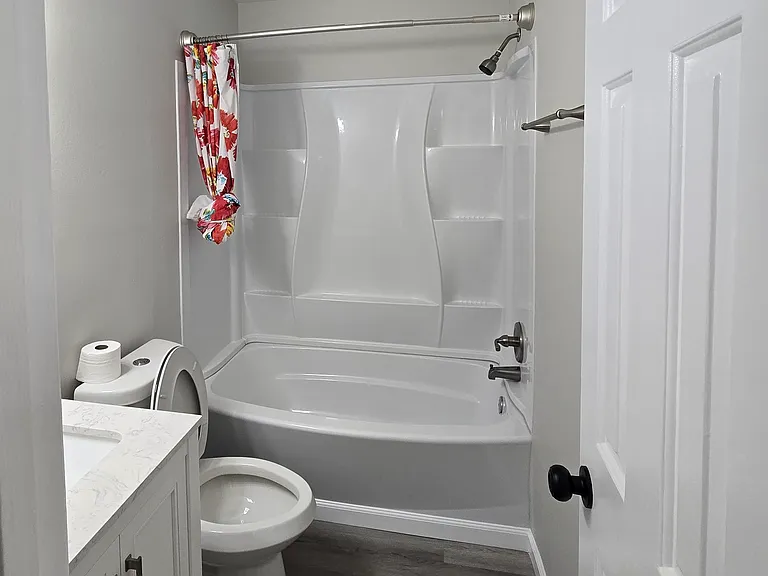 653 Koala Ct — Photo 13