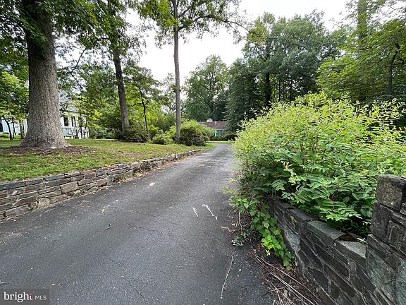 3rd image of 9109 McDonald Dr