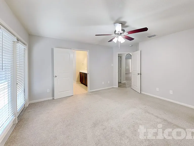 3414 Summer Mdw — Photo 7
