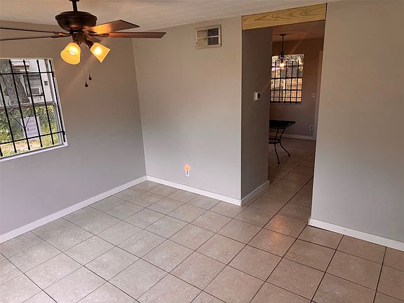 4th image of 7020 Ken Knight Dr