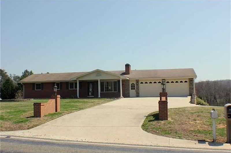 1st image of 345 Lovers Ln
