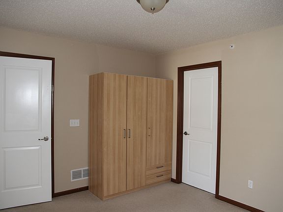 Master Bedroom-1