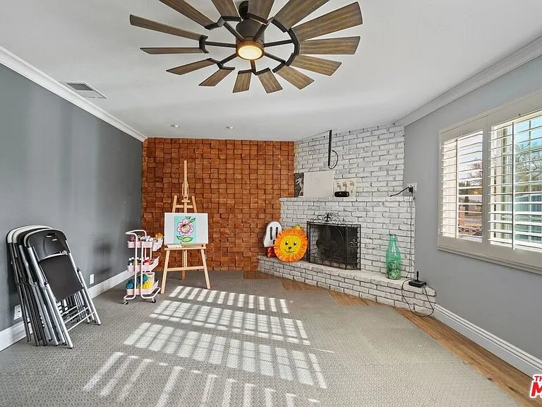 4631 W Avenue M8 — Photo 18