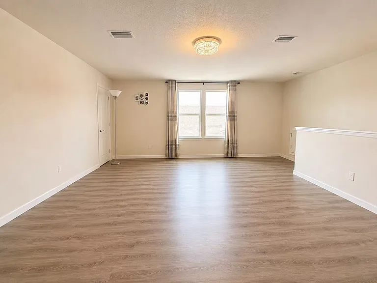 5009 Wabash Pl — Photo 15