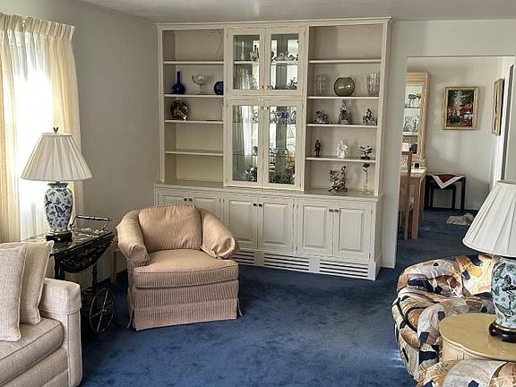 4th image of 307 Monroe St #10