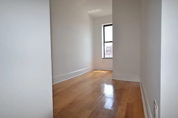Rented by Bold New York | media 20