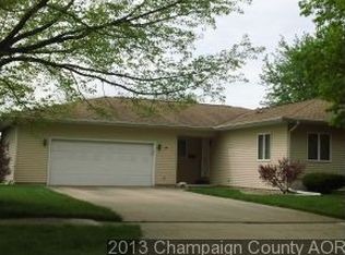 901 Scovill St, Urbana, IL