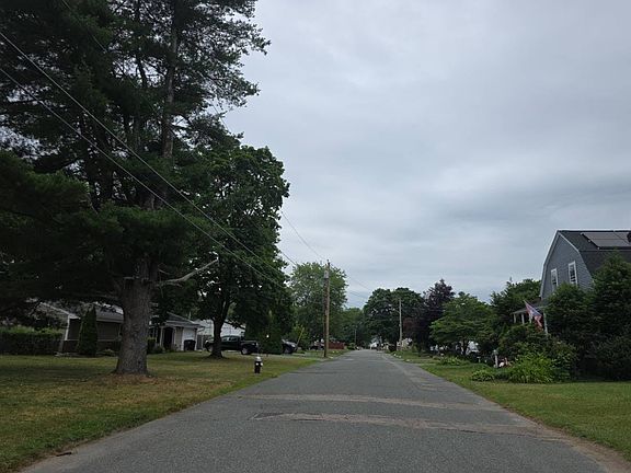 5th image of 75 Ames Rd