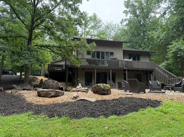 2 Trillium Ln, Murphysboro, IL 62966
