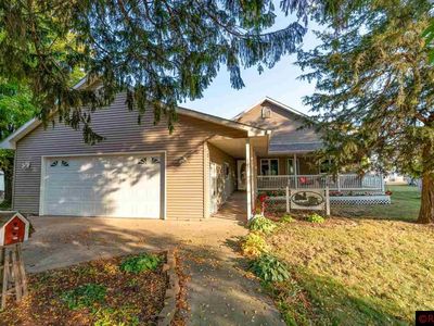 111 5th Ave W, Minnesota Lake, MN, 56068