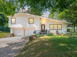 5070 Lake Dr, Owosso, MI 48867