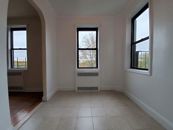 4th image of 4709 Skillman Ave APT K6