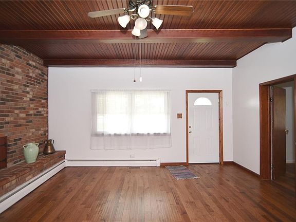 5th image of 213 N Virginia St