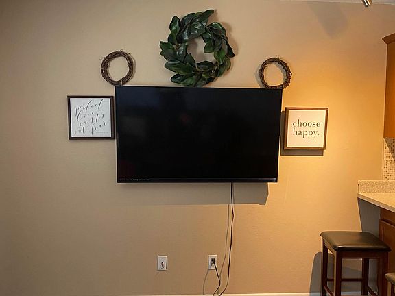 4th image of 253 Hayden Rd APT 257