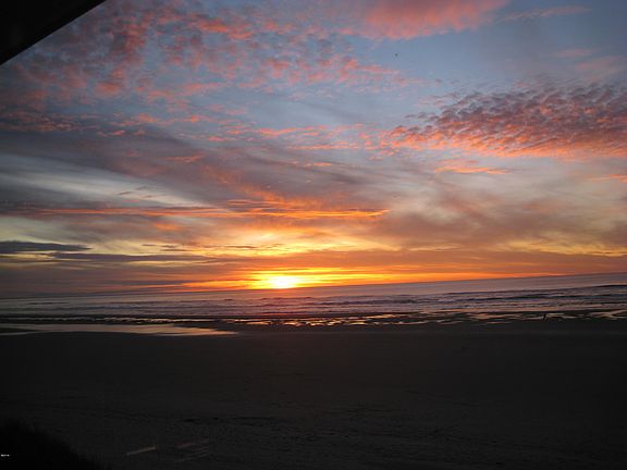 5th image of 5484 SW Pacific Coast Hwy