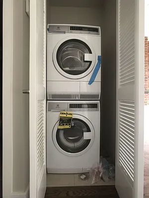 Rented by Warren T Real Estate Corp. | media 18