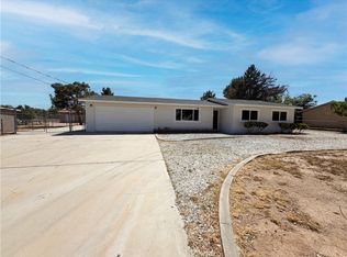 15011 Mission St, Hesperia, CA 92345