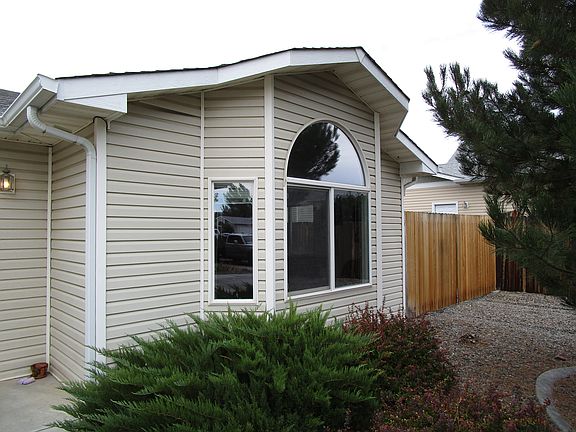 2nd image of 3134 Cross Canyon Ln