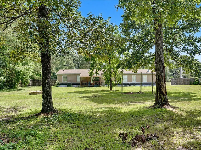 17685 Todd St — Photo 11