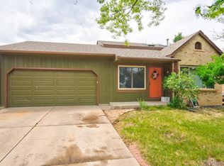 19451 E Iowa Cir, Aurora, CO 80017