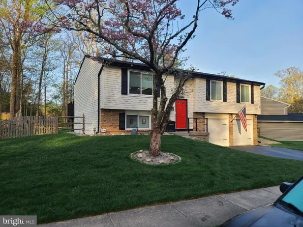 8373 Magic Leaf Rd, Springfield, VA 22153