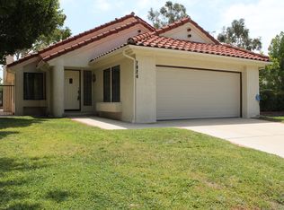 7924 Valley Flores Dr, Canoga Park, CA 91304