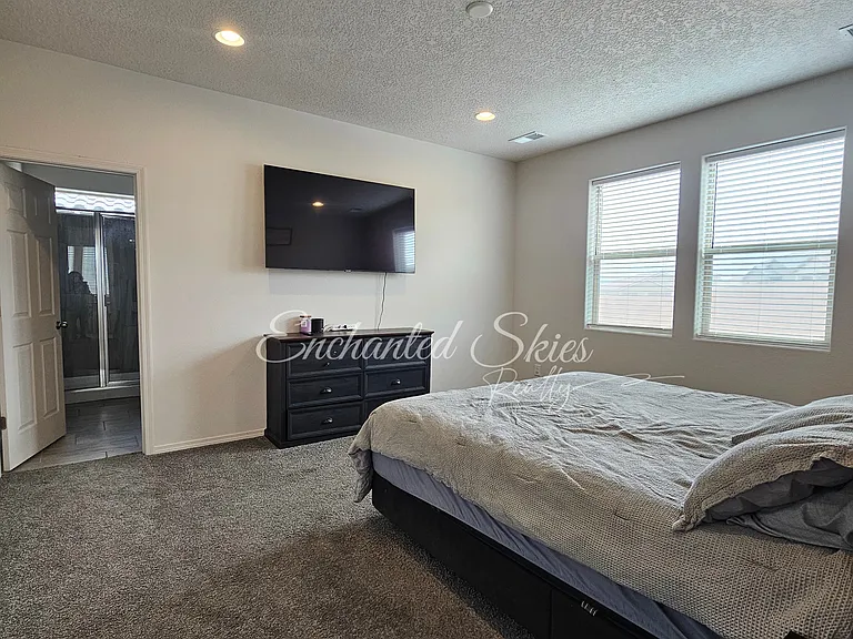 1043 Vallecito Loop NW — Photo 14