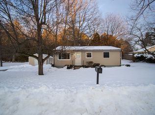 17 Jeanne Marie St, Springfield, MA 01129
