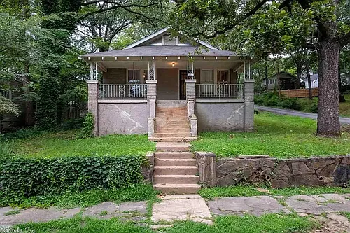 322 Rose St Photo 1