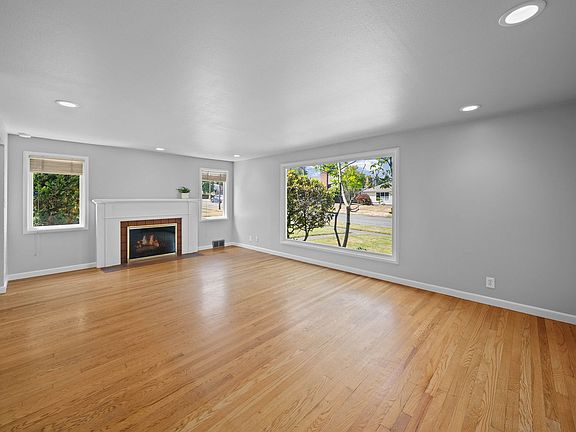 5th image of 4810 N 25th St #A