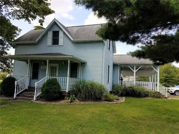 909 Foster St, Newton, IL 62448