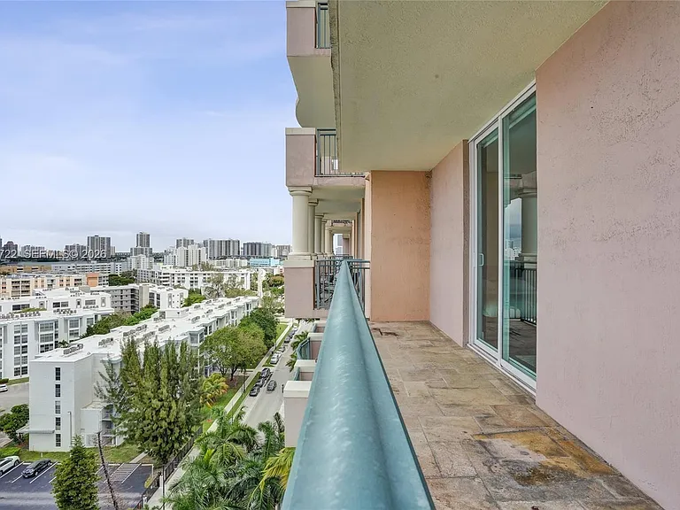 17555 Atlantic Blvd #1202 — Photo 34