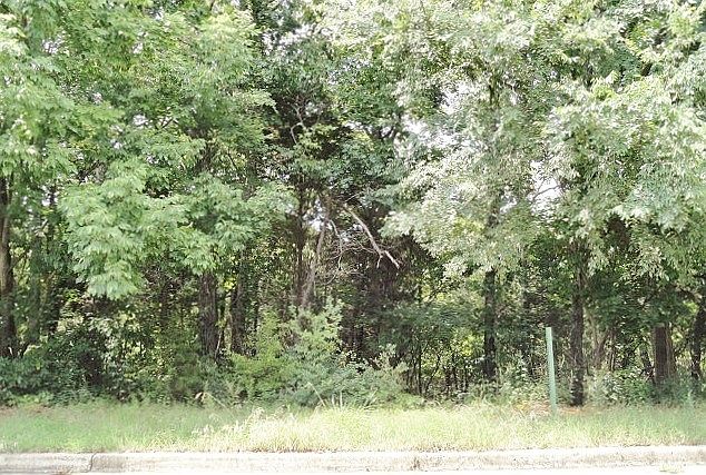 1st image of 15020 Greentree Trl SE