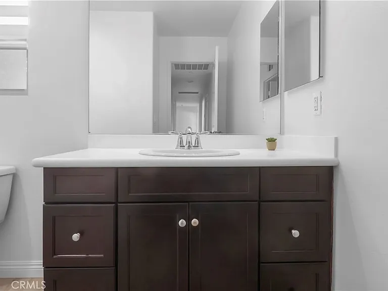 16768 Olive Tree Ln — Photo 35
