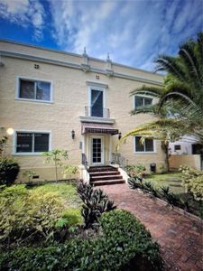 223 Calabria Ave APT 8, Coral Gables, FL, 33134