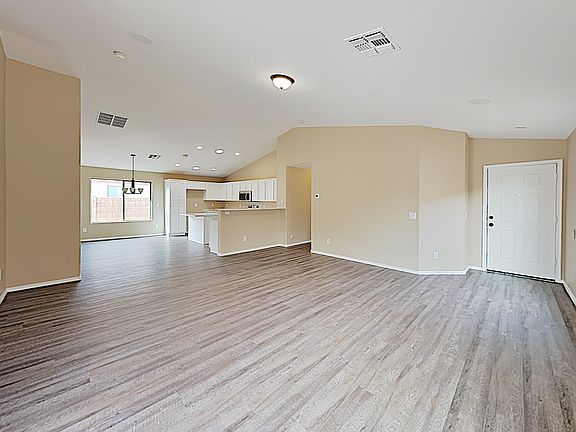 2nd image of 355 W Holstein Trl