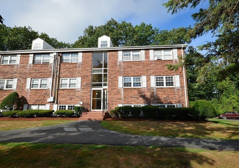 16 Edgelawn Ave Apt 5, North Andover, Ma 01845 