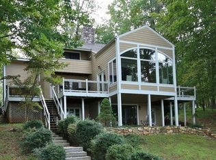 478 Anchor Dr, Moneta, VA 24121