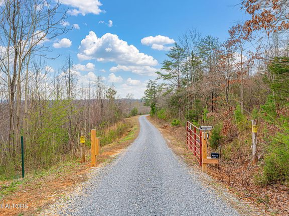 3rd image of 3493 Foshee Rd