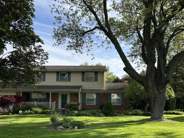 4315 Crestknoll Dr, Grand Blanc, MI 48439