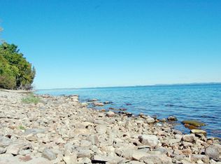 832 Point Rd, Willsboro, NY 12996