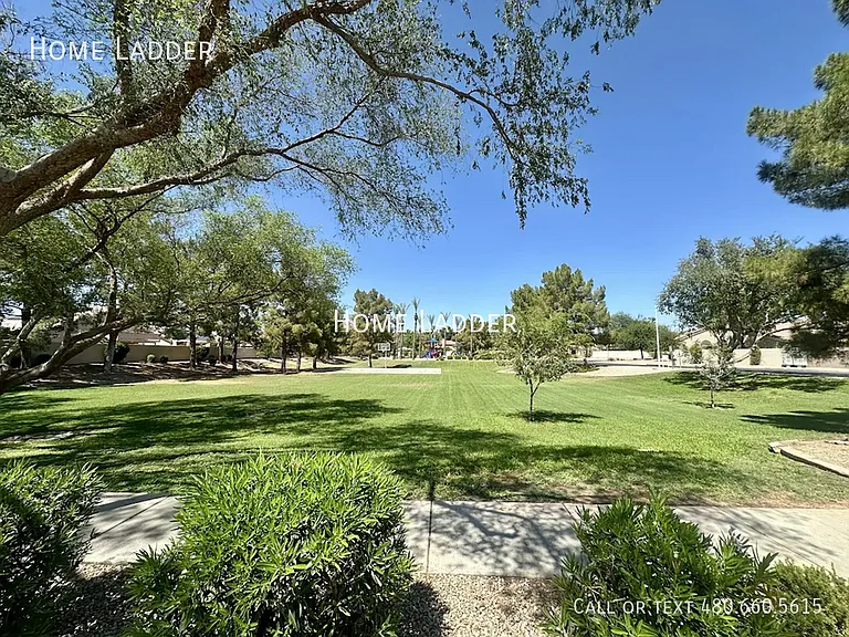 599 W Country Estates Ave — Photo 28